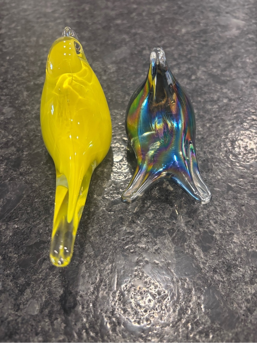 Set of 2 Iridescent Glass Decorative Bird Figurines Paper Weights - Picture 3 of 6